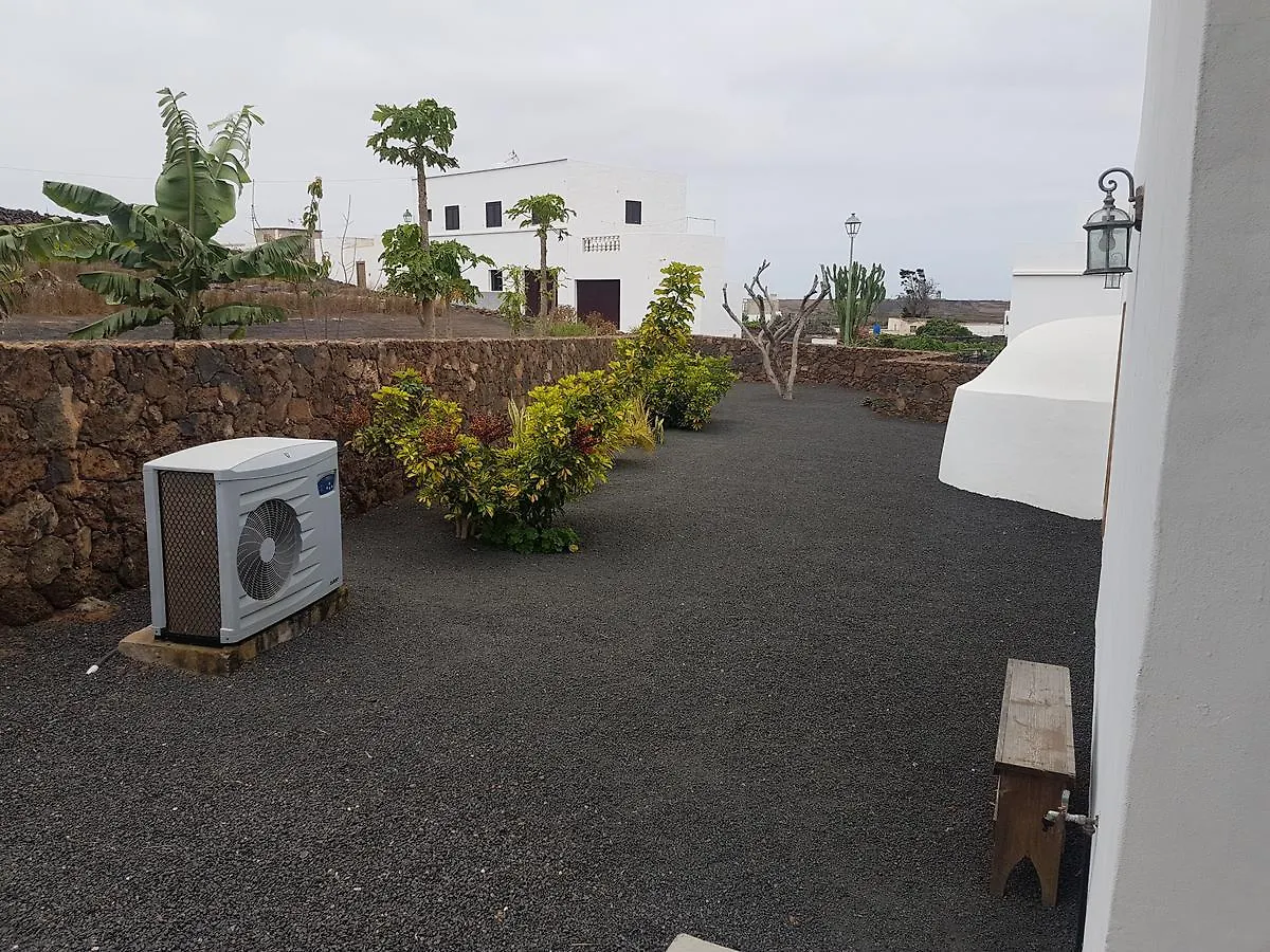 Hotelito Rural Flor De Timanfaya Tinajo