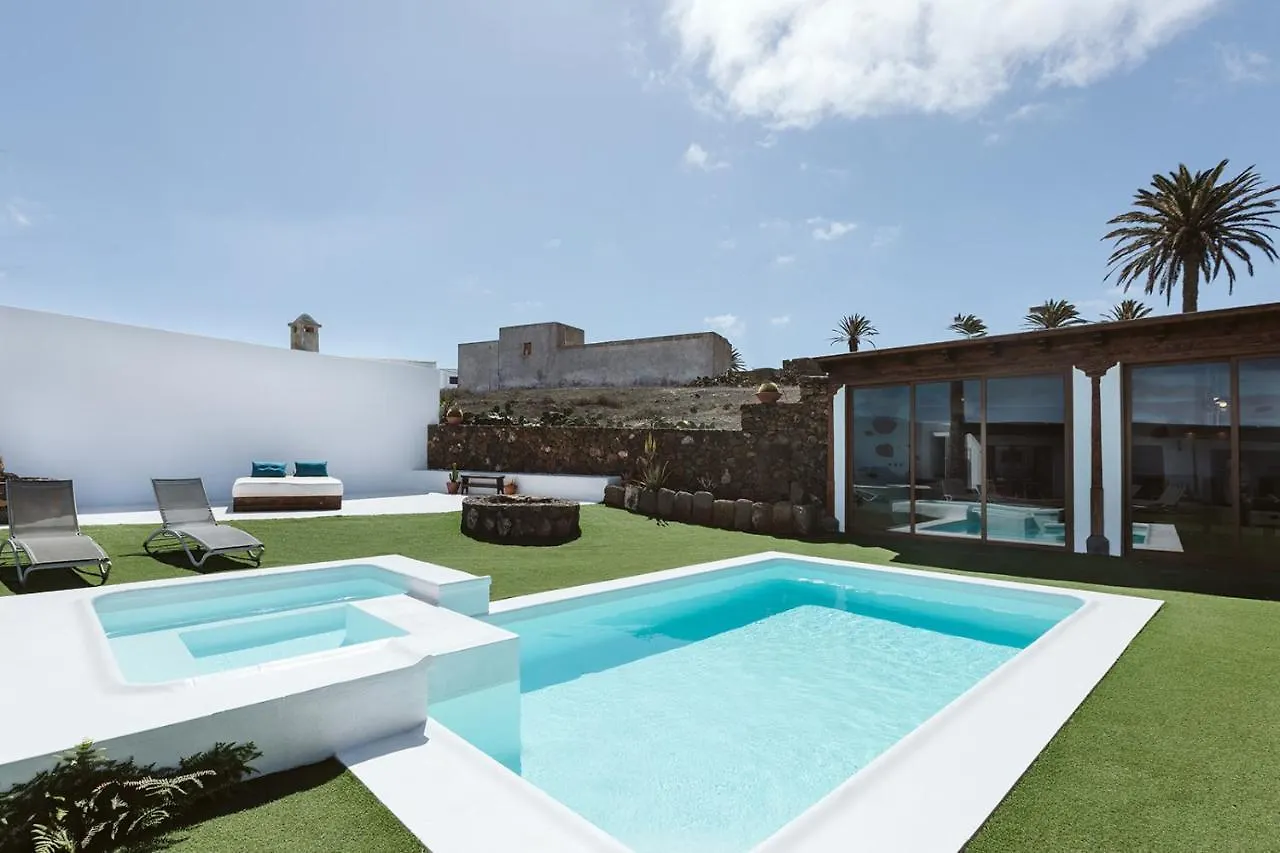 Hotelito Rural Flor De Timanfaya Tinajo Country house