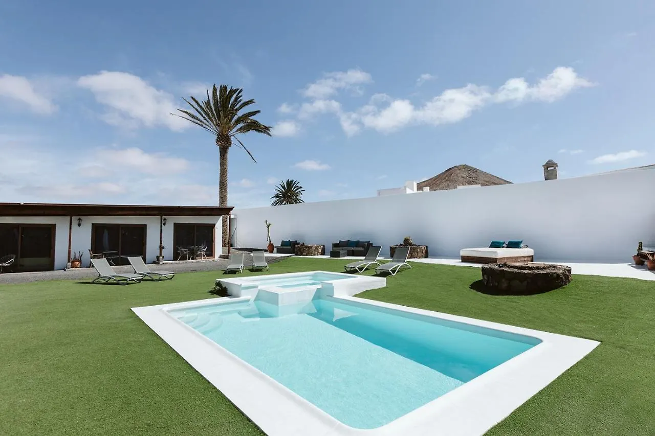 Hotelito Rural Flor De Timanfaya Tinajo 0*,