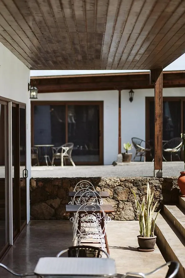 Hotelito Rural Flor De Timanfaya Tinajo 0*,