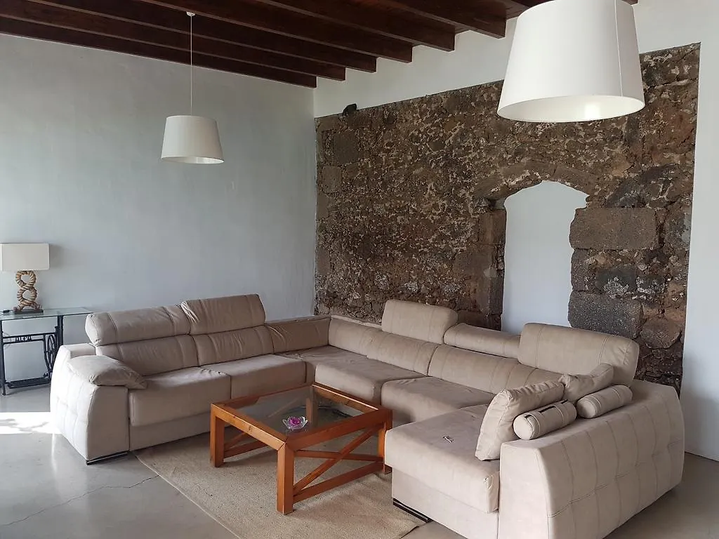Hotelito Rural Flor De Timanfaya Tinajo