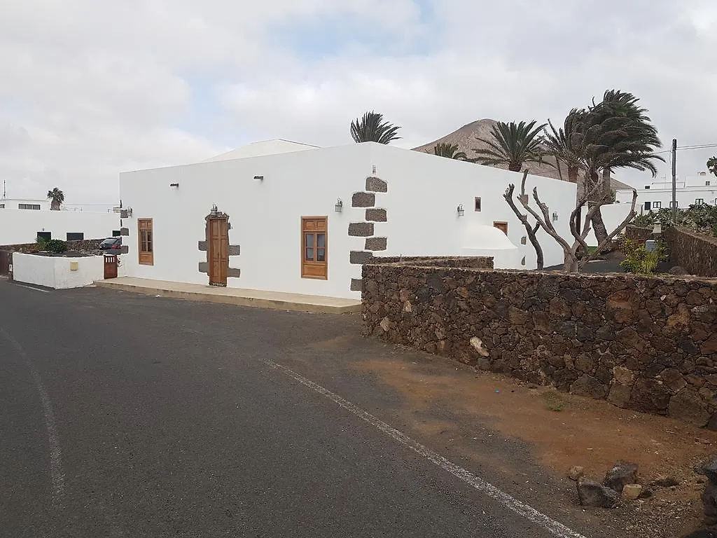 Hotelito Rural Flor De Timanfaya Tinajo Country house